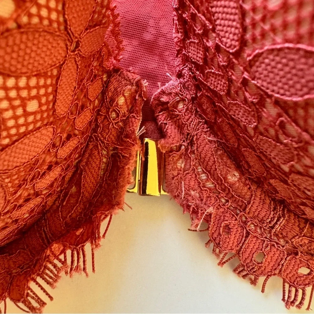 Victoria's Secret Bra Dream Angels Lined Demi Lace Racerback Front Closure 32DDD - Picture 14 of 14